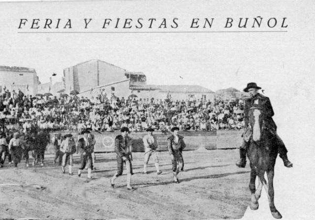 Paseillo de la Corrida de toros de 1928 en Buñol